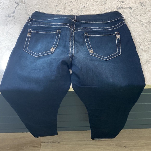 Maurices Jeans - Picture 2 of 2